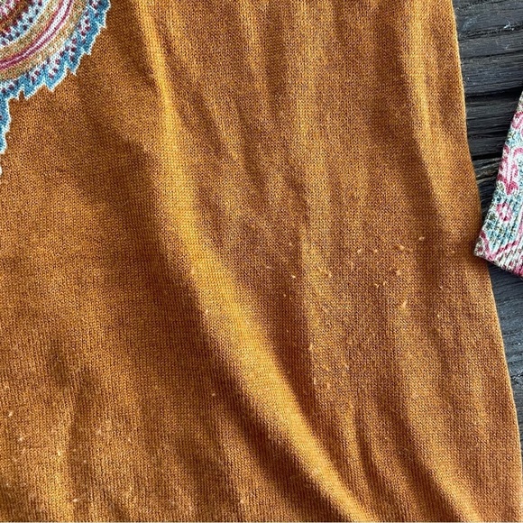 ETRO Women's Printed Turtleneck Blouse/ Light Sweater Size 8 in Orange - Picture 6 of 7